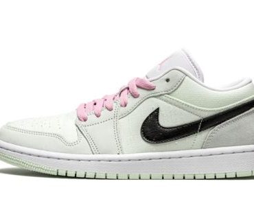 WMNS Air Jordan 1 Low SE Barely Green