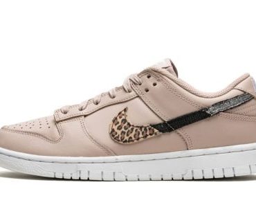 WMNS Dunk Low SE Primal Pink