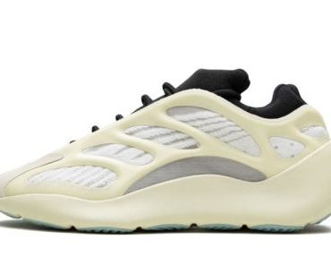 Yeezy Boost 700 V3 Azael