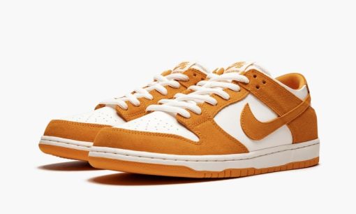 SB Zoom Dunk Low Pro Circuit Orange
