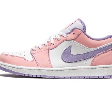 Air Jordan 1 Low SE Arctic Punch