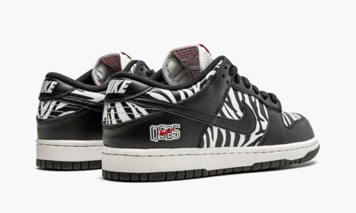 SB Dunk Low OG QS Quarter Snacks