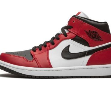Air Jordan 1 Mid Chicago Black Toe