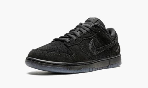 Dunk Low SP Undefeated – Black