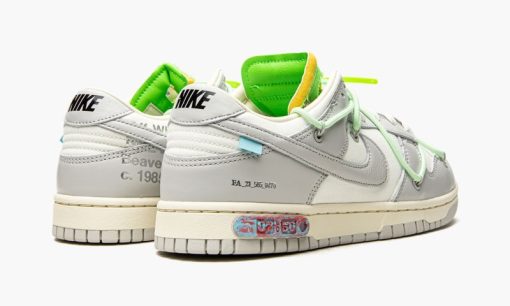 Dunk Low Off-White – Lot 07