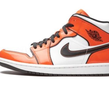 Air Jordan 1 Mid SE Turf Orange