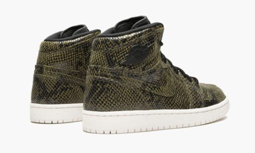 WMNS Air Jordan 1 Retro Hi Pre Snakeskin