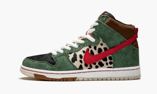 SB Dunk High Pro QS Dog Walker