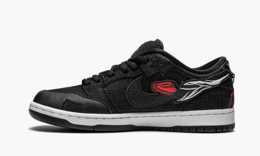 SB Dunk Low Wasted Youth – Special Box