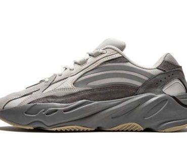 Yeezy Boost 700 V2 Tephra