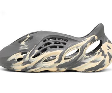 Yeezy Foam Runner 'MXT Moon Grey'