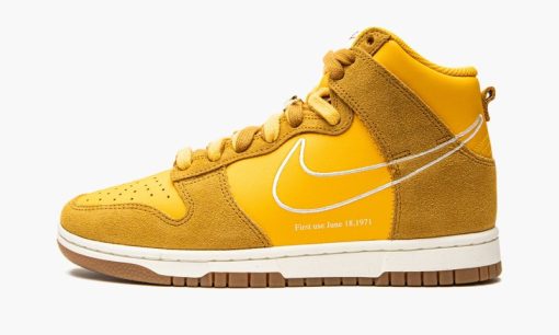 WMNS Dunk High First Use – University Gold