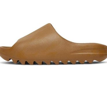 Yeezy Slides 'Ochre'