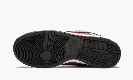 SB Dunk Low Premium Supreme – Red Cement