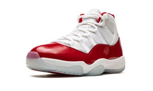 Air Jordan 11 Cherry