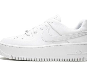 WMNS Air Force 1 Sage Low Triple White