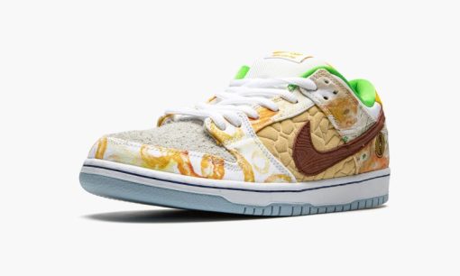 SB Dunk Low Street Hawker