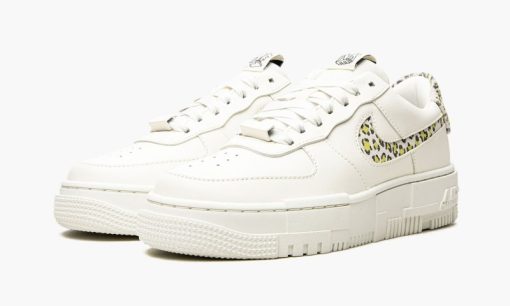 WMNS Air Force 1 Pixel Leopard