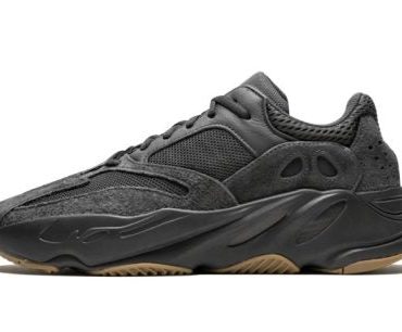 Yeezy Boost 700 Utility Black