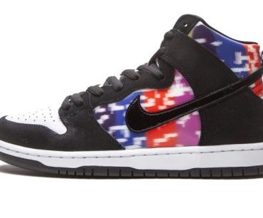 SB Dunk High TV Signal