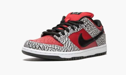 SB Dunk Low Premium Supreme – Red Cement