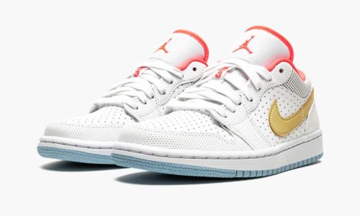 WMNS Air Jordan 1 Low SE White / Sesame / Flash Crimson