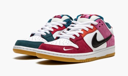 Dunk SB Low Pro QS Parra (Friends & Family)