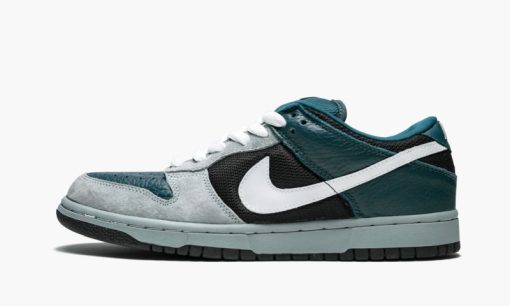 Dunk Low Pro SB FUTURA