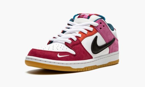Dunk SB Low Pro QS Parra (Friends & Family)