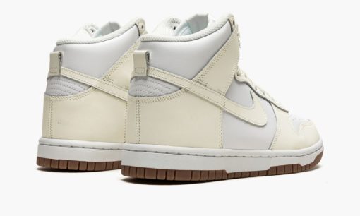 WMNS Dunk High Sail / Gum