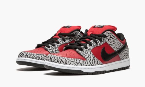 SB Dunk Low Premium Supreme – Red Cement