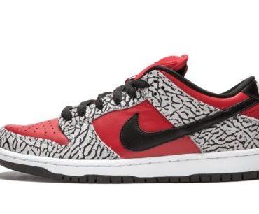 SB Dunk Low Premium Supreme – Red Cement