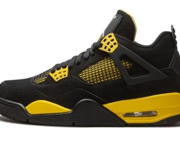 Air Jordan 4 Retro Thunder
