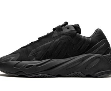 Yeezy Boost 700 MNVN Triple Black