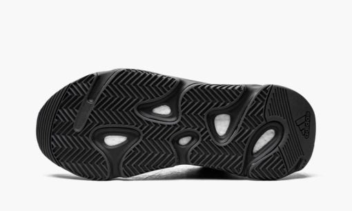 Yeezy Boost 700 MNVN Geode