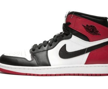 Air Jordan 1 Retro High OG Black Toe