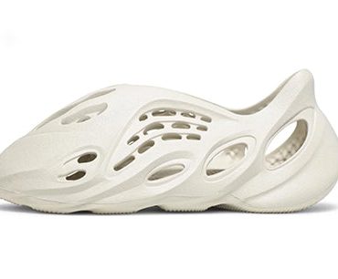 Yeezy Foam Runner 'Ararat'