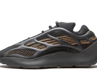 Yeezy Boost 700 V3 Clay Brown