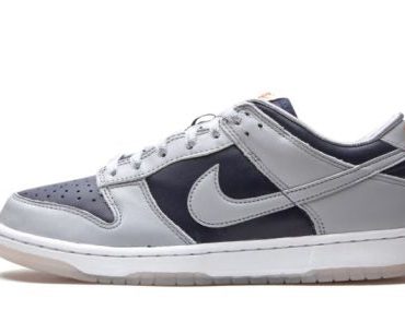 WMNS Dunk Low SP College Navy Grey