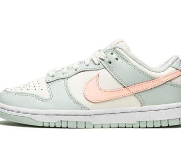 Dunk Low WMNS Barely Green