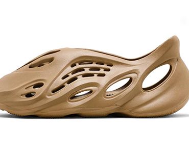 Yeezy Foam Runner 'Ochre'