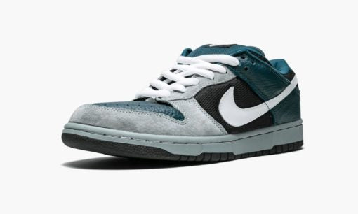 Dunk Low Pro SB FUTURA