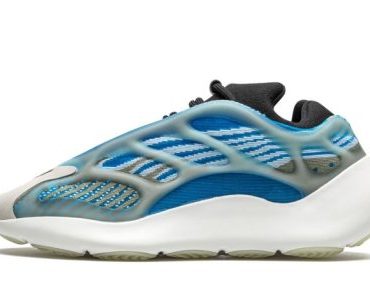 Yeezy Boost 700 V3 Arzareth