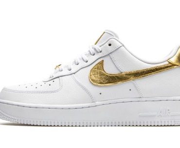 Air Force 1 Low '07 LV8 Gold Foil