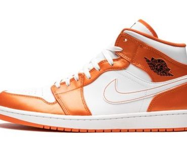 Air Jordan 1 Mid SE Electro Orange