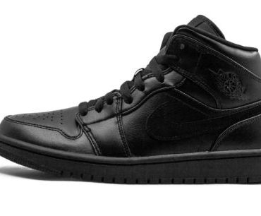 Air Jordan 1 Mid Triple black