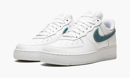 W Air Force 1 '07 ESS Glitter Swoosh – Celery