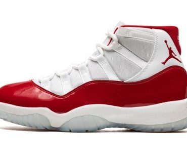 Air Jordan 11 Cherry