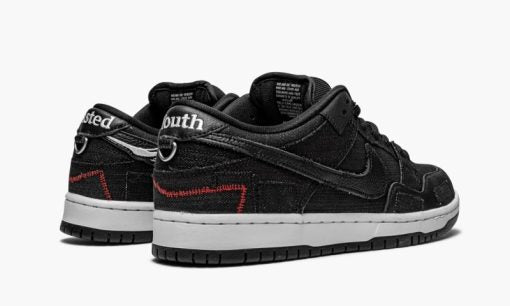SB Dunk Low Wasted Youth – Special Box