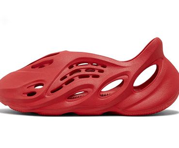 Yeezy Foam Runner 'Vermilion'